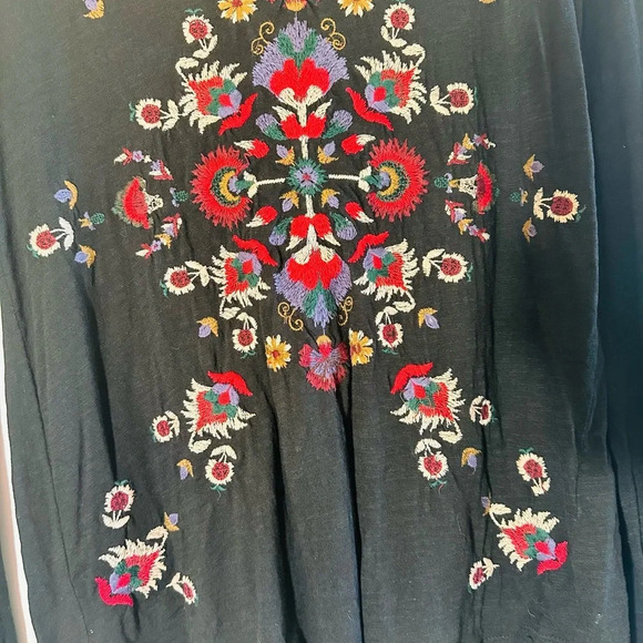 Lucky brand Embroidered sheer back long sleeve top size M - Picture 5 of 14